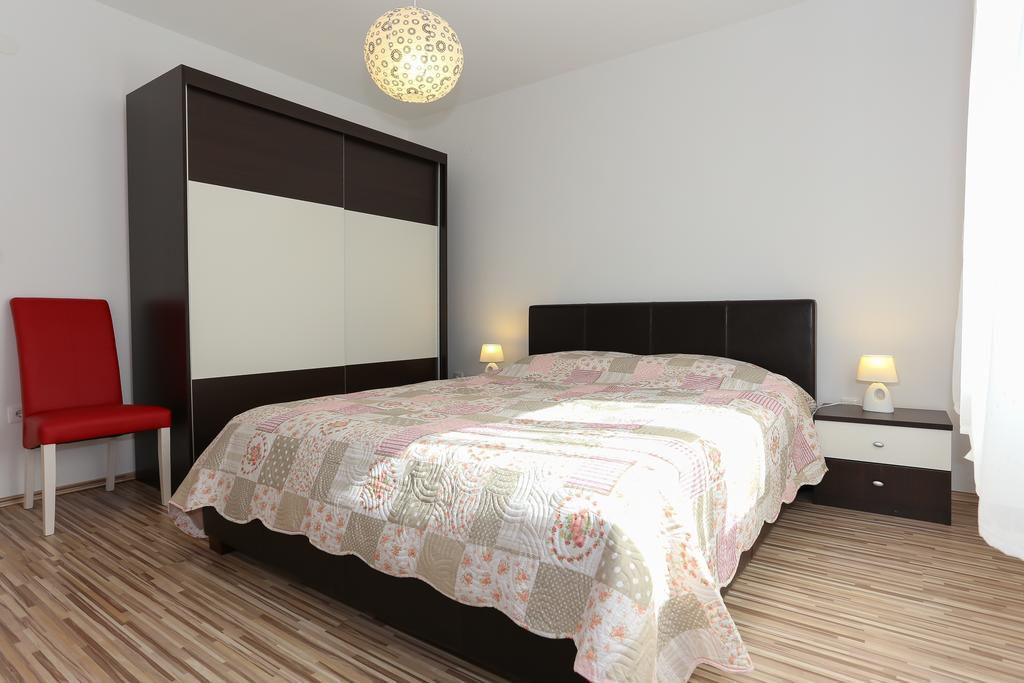 Apartments Ivan Трогир Экстерьер фото