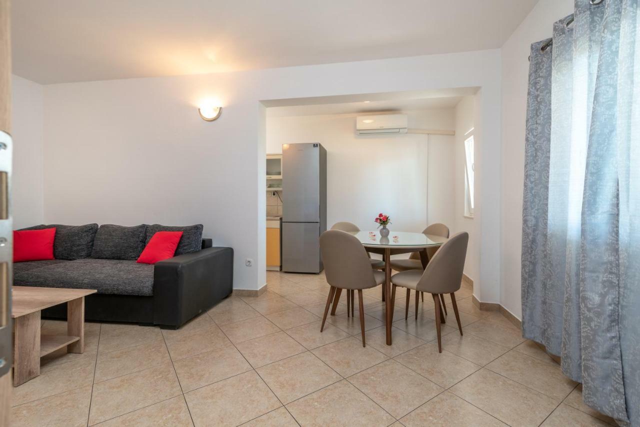 Apartments Ivan Трогир Экстерьер фото